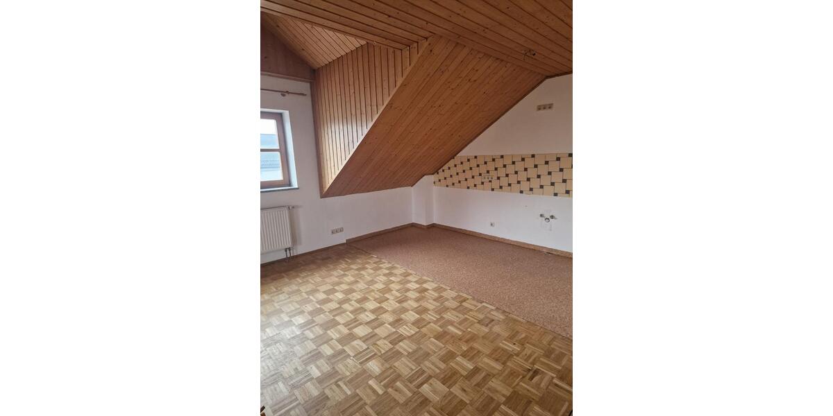 Etagenwohnung Maxhütte-Haidhof Haidhof - 2 Zimmer, 70 m&sup2;, 700&euro; | Angebot:25321414