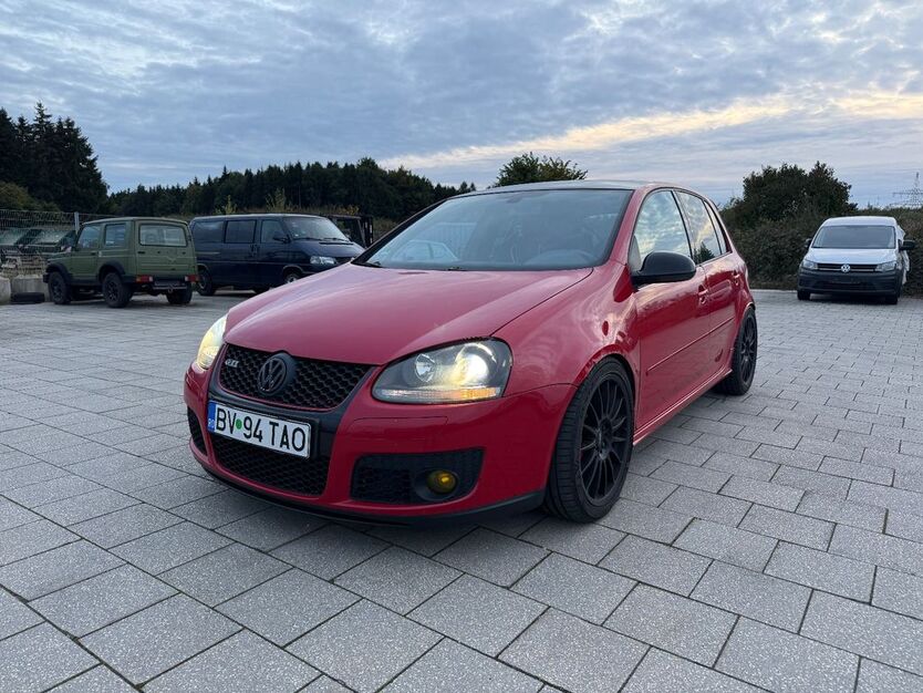 VW Golf 250.000 km 6.990 € Vöhringen/Illerberg 89269