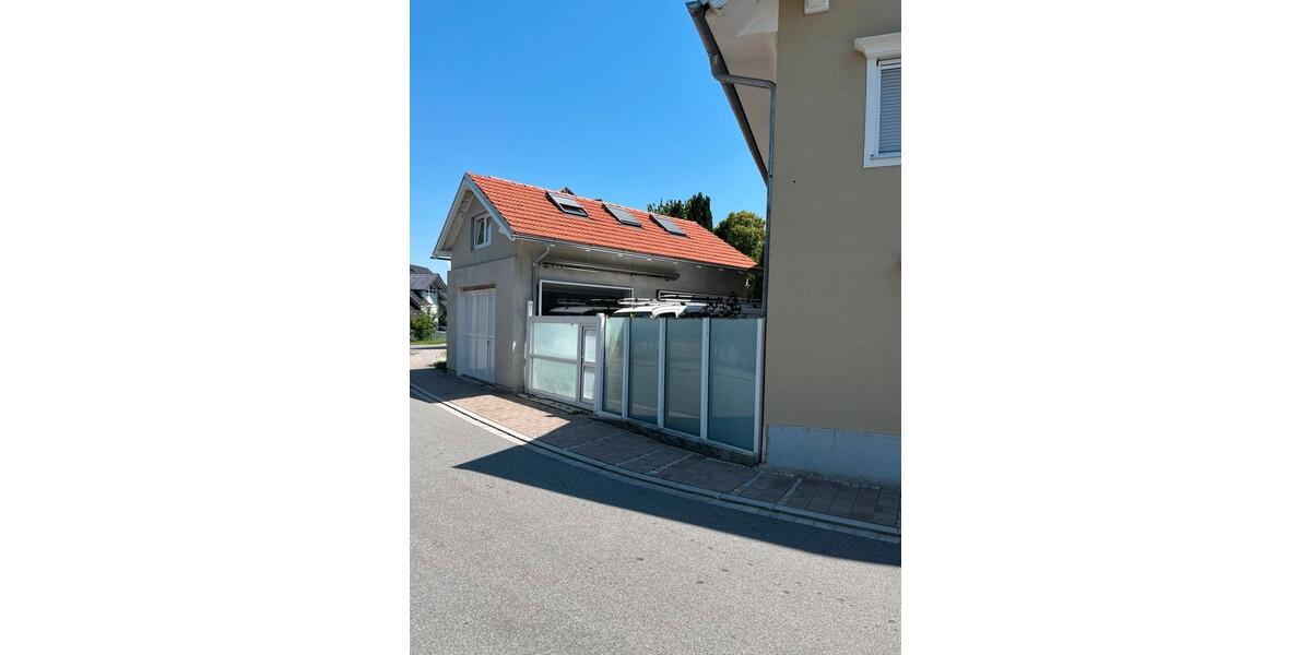 Einfamilienhaus Neufraunhofen - 10 Zimmer, 300 m&sup2;, 750.000&euro; | Angebot:26932893