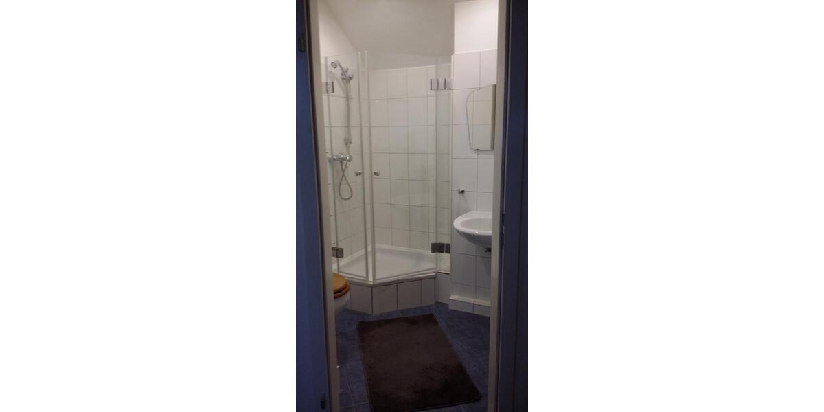 Dachgeschoßwohnung Nettetal - 2 Zimmer, 42 m&sup2;, 720&euro; | Angebot:25397423