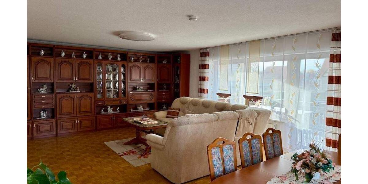 Etagenwohnung Hersbruck Altensittenbach - 6 Zimmer, 152 m&sup2;, 485.000&euro; | Angebot:25726431