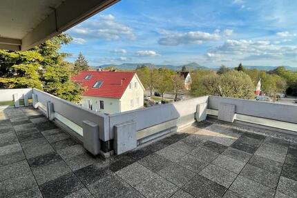 Wohnung Kirchheim unter Teck - 2 Zimmer, 84 m&sup2;, 1.220&euro; | Angebot:26329407