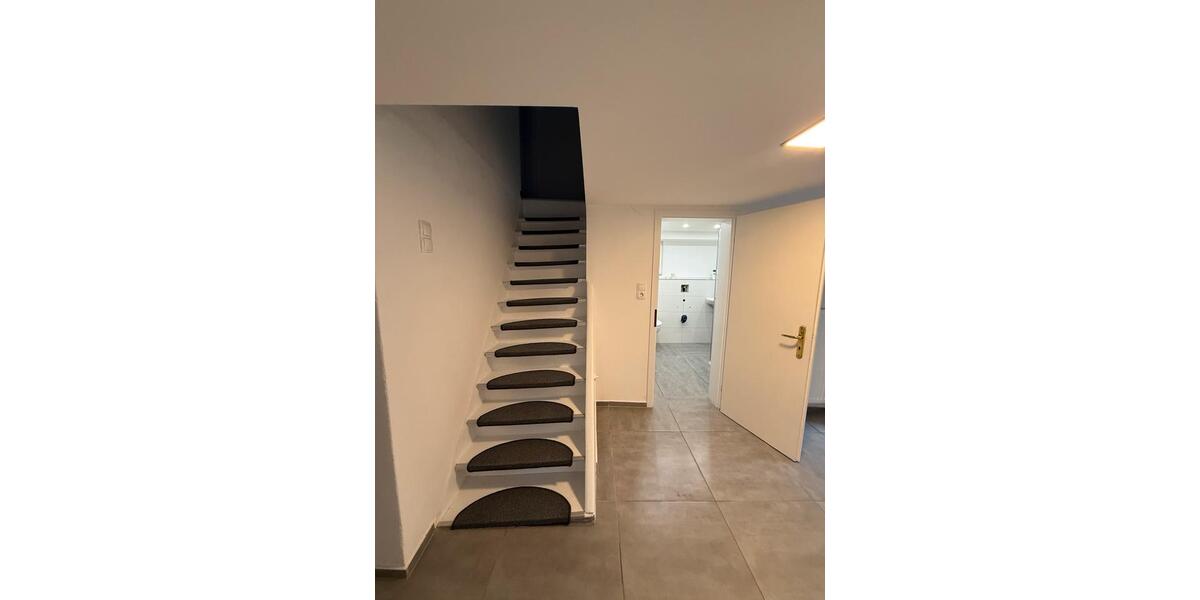 Reihenhaus Fell - 5.5 Zimmer, 150 m&sup2;, 1.290&euro; | Angebot:25501552