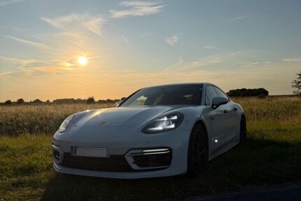 Porsche Panamera 108.000 km 64.999 &euro; Helse 25709