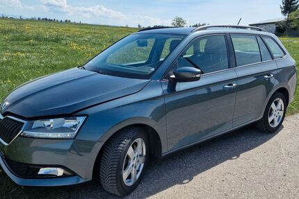 Skoda Fabia 64.000 km 13.790 &euro; Dietmannsried 87463