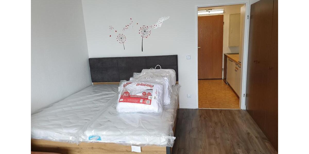 Renovierte+Vermietete Wohnung in Brilon mit Balkon +6%Mietrendite 1.5 zimmer