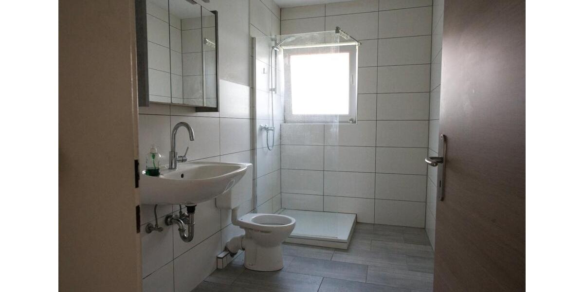 Erdgeschoßwohnung Rinteln - 5 Zimmer, 103 m&sup2;, 175.000&euro; | Angebot:26795667