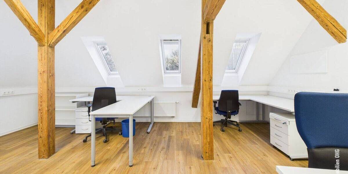 Gewerbeobjekt Stade Barge - 3 Zimmer, 569 m&sup2;, 1.800.000&euro; | Angebot:26378079