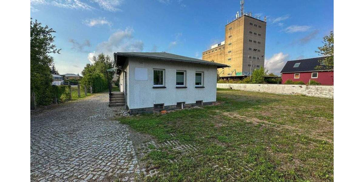 Vielseitige Gewerbeimmobilie in zentrale Lage von Zwickau: 210 m² Büro- Lager- Werkstattfläche 7 zimmer