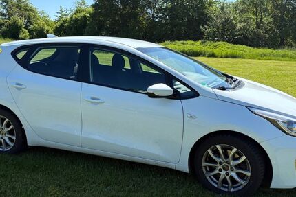 Kia ceed / Ceed 88.100 km 9.000 &euro; Eiterfeld 36132