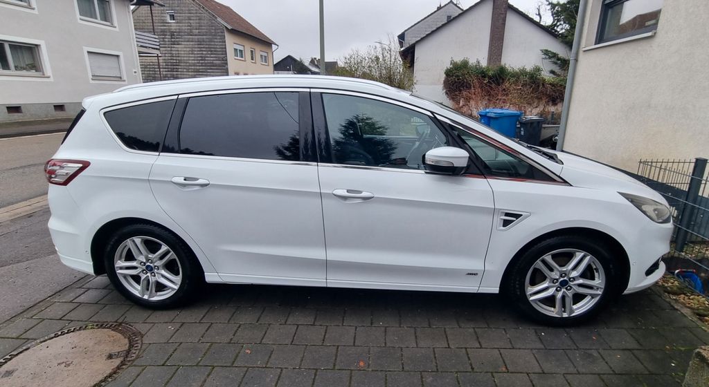Ford S-Max 177.600 km 14.500 &euro; Bruchmühlbach-Miesau 66892