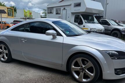 Audi TT 130.000 km 8.299 &euro; Großkarolinenfeld 83109