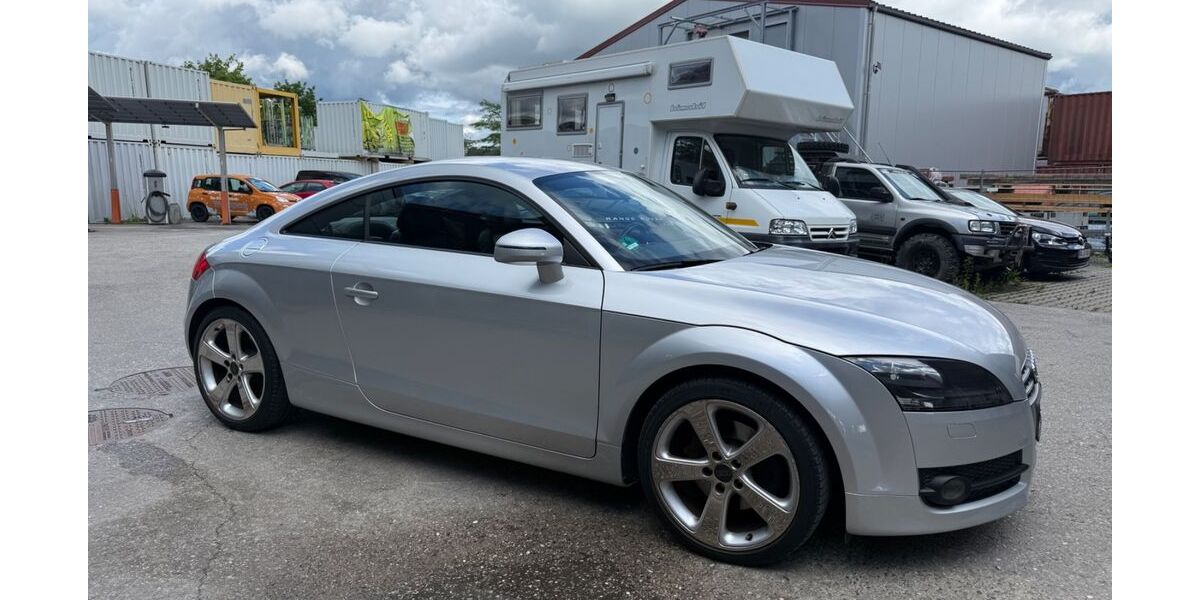 Audi TT 130.000 km 8.299 &euro; Großkarolinenfeld 83109