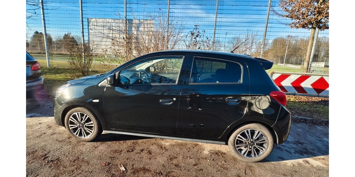 Mitsubishi Space Star 105.000 km 6.300 &euro; München 80997