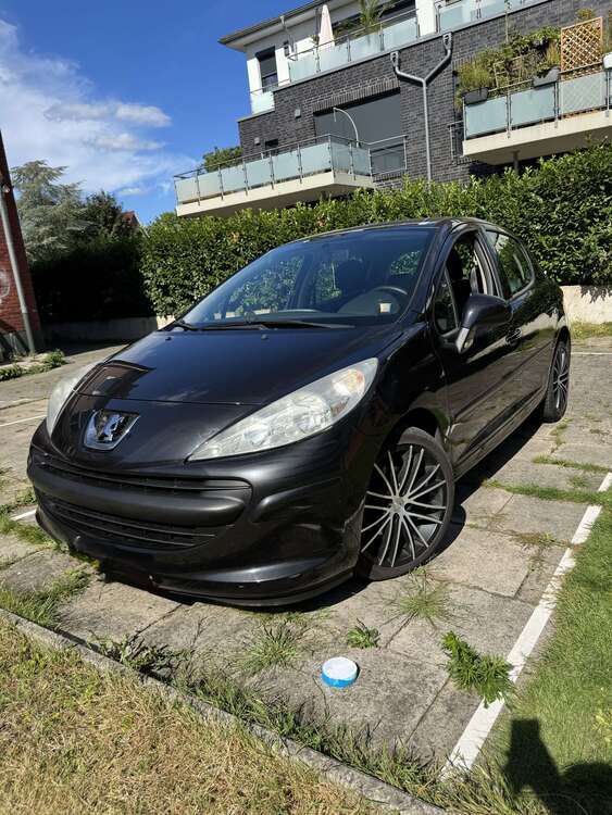 Peugeot 207 15.400 km 3.500 € winsen luhe 21423