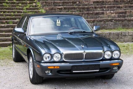 Jaguar XJ 137.850 km 26.999 € Heppenheim 64646