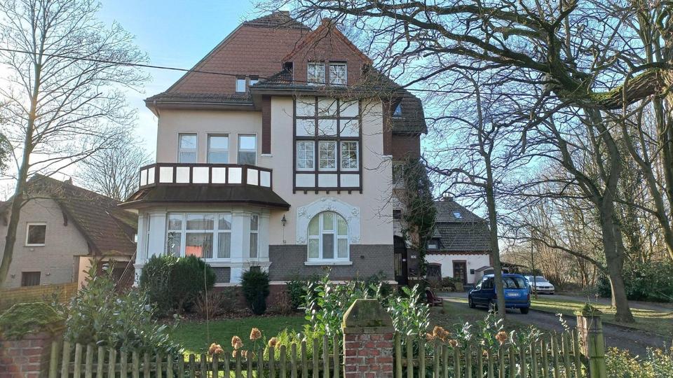 Lichtdurchflutete Dachgeschosswohnung Gahlen 3 zimmer