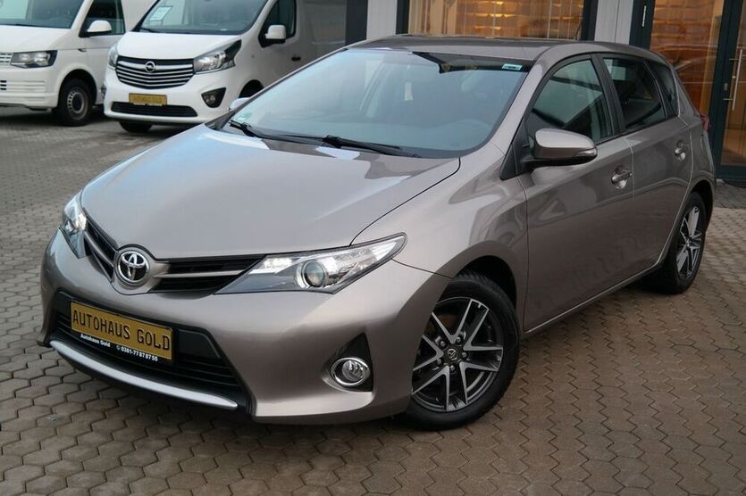 Auris