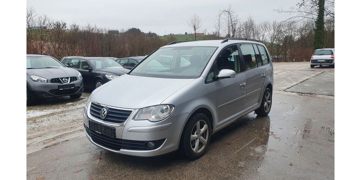 VW Touran 221.410 km 4.450 &euro; Günzach 87634