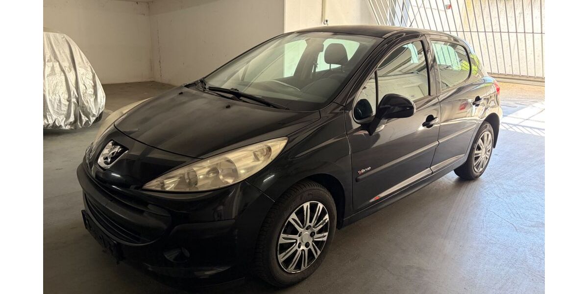 Peugeot 207 149.000 km 1.750 &euro; Aschaffenburg 63739