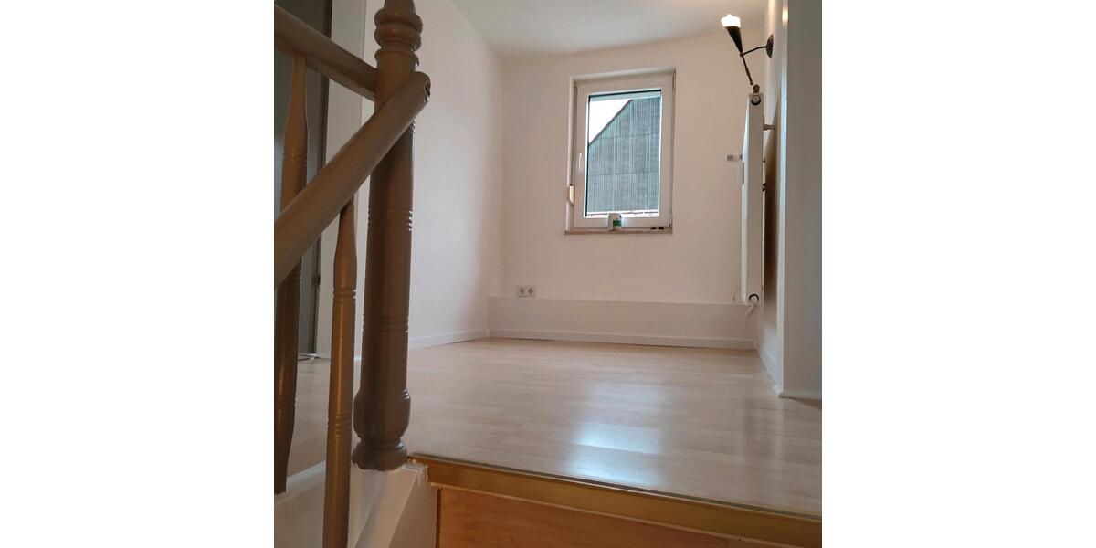 Einfamilienhaus Lollar - 3 Zimmer, 86 m&sup2;, 900&euro; | Angebot:26304001