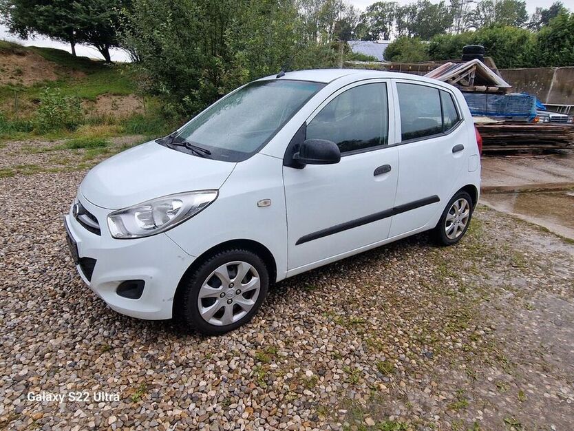 i10