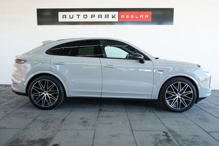 Porsche Cayenne 9.900 km 121.880 &euro; Asslar 35614