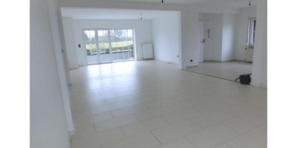 Geschmackvolle 3-Raum-Wohnung mit großem Balkon 3 zimmer