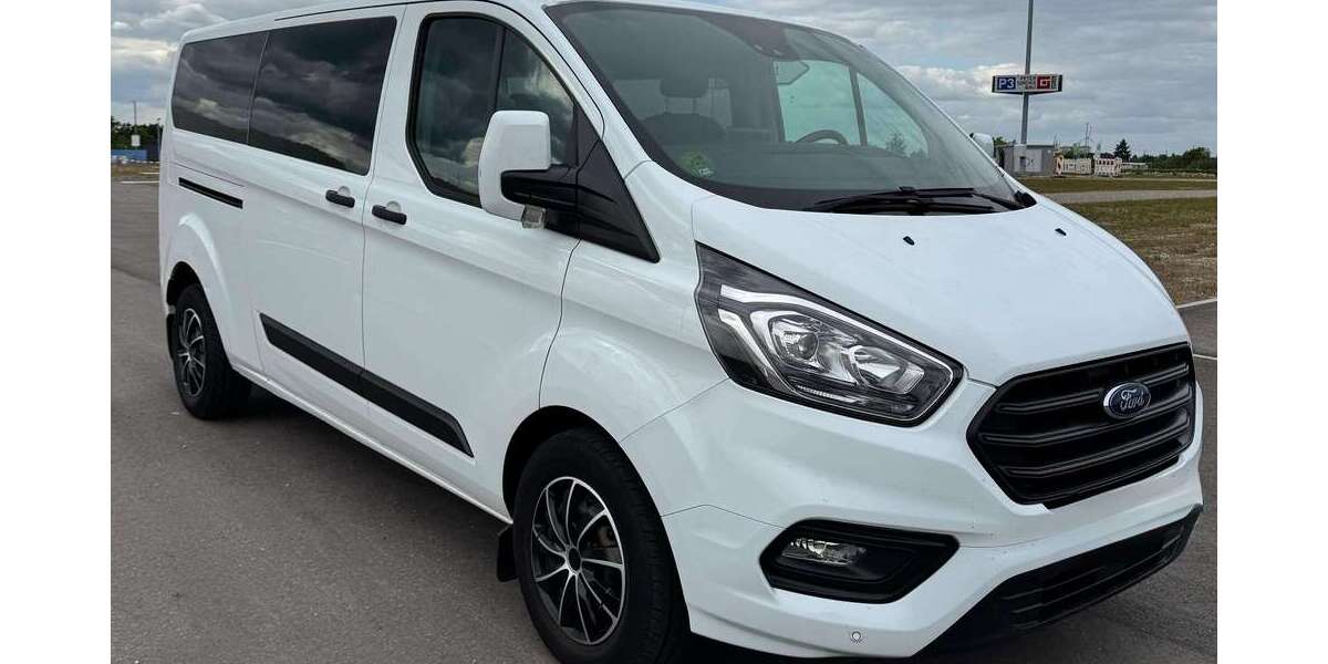 Ford Tourneo Custom 220.000 km 14.900 &euro; Karlsruhe 76139