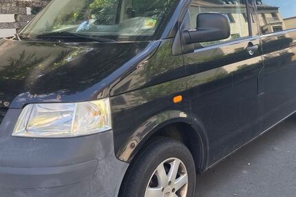 VW T5 Transporter 297.000 km 5.000 &euro; Leipzig 04277