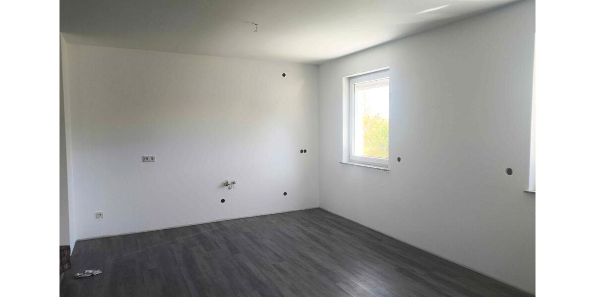 Terrassenwohnung Bergneustadt - 3 Zimmer, 114 m&sup2;, 1.100&euro; | Angebot:26384282