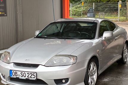 Hyundai Coupe 153.000 km 4.200 &euro; Oberhausen 46045