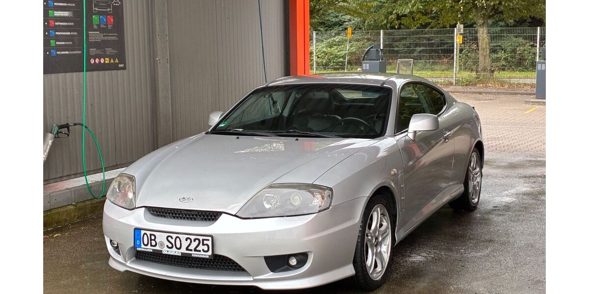 Hyundai Coupe 153.000 km 4.200 &euro; Oberhausen 46045