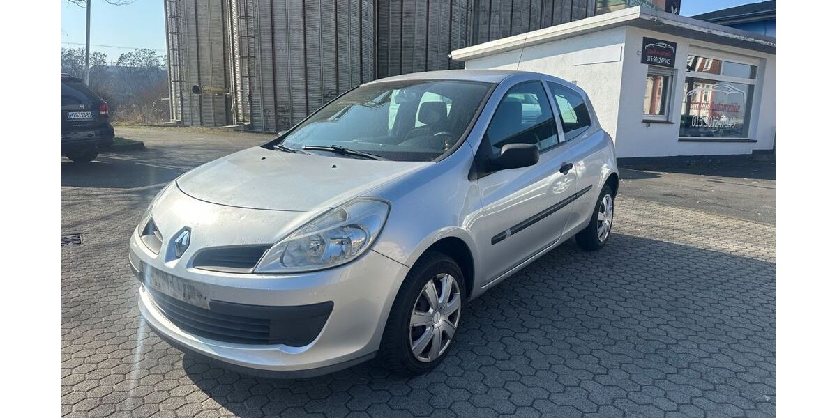 Renault Clio 195.466 km 1.690 &euro; Eschwege 37269