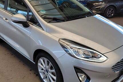 Ford Fiesta 12.100 km 13.980 &euro; Rostock 18106