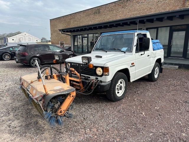 Mitsubishi Pajero 97.000 km 6.999 € Halle 06112
