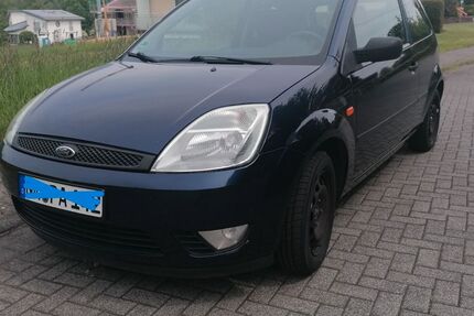 Ford Fiesta 144.000 km 2.350 &euro; Asbach 53567