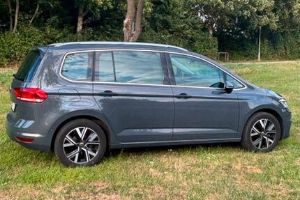 VW Touran 89.000 km 20.999 &euro; Bad Neustadt 97616