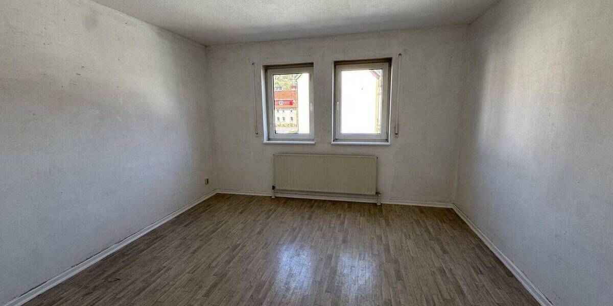 Etagenwohnung Wasungen - 3 Zimmer, 74 m&sup2;, 99.000&euro; | Angebot:26358677