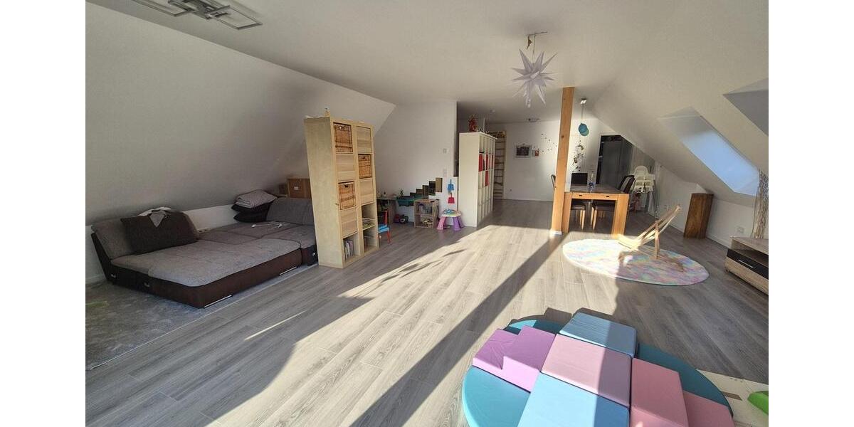 Etagenwohnung Gelnhausen - 4 Zimmer, 128 m&sup2;, 1.350&euro; | Angebot:25553299