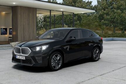 BMW iX2 4.000 km 53.440 &euro; Berlin 13593