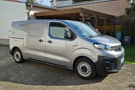 Opel Vivaro 31.000 km 18.990 &euro; Rösrath 51503