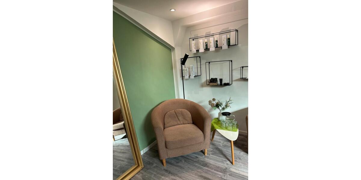 Etagenwohnung Cadolzburg - 1 Zimmer, 25 m&sup2;, 400&euro; | Angebot:26044257