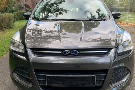 Ford Kuga 135.779 km 6.999 &euro; Mainz-Kastel 55252