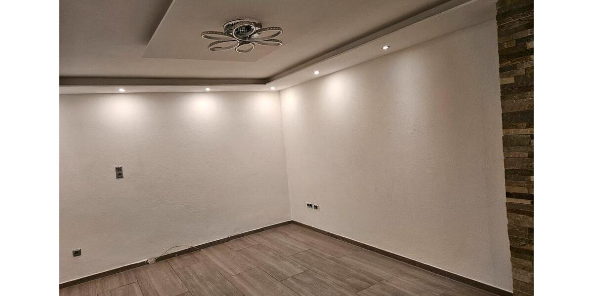 Erdgeschoßwohnung Neustadt an der Donau - 2 Zimmer, 82 m&sup2;, 700&euro; | Angebot:26394267