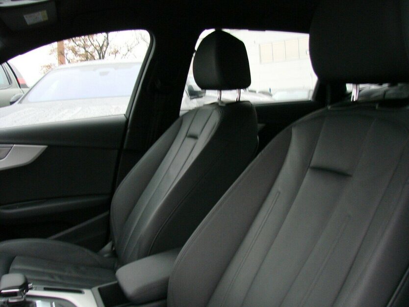 Audi A4 40TDI quattro advanced ACC Navi AHK 45.323 km 28.980 € Falkensee 14612