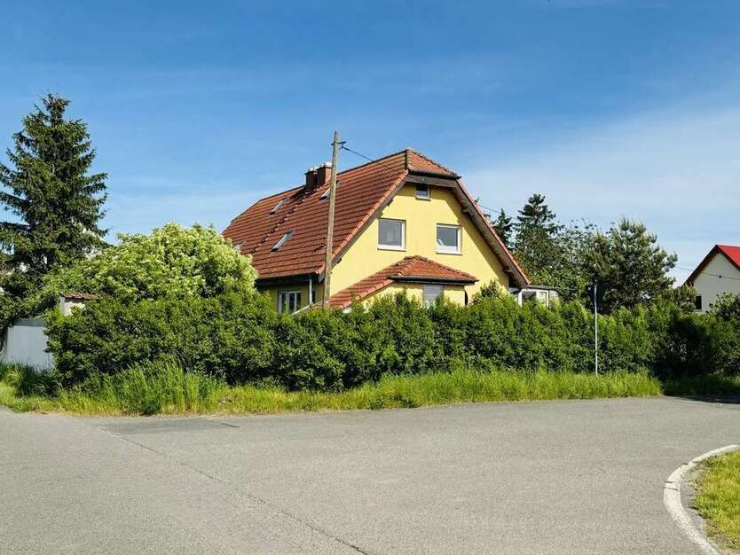 Haus zum Kaufen in Bennewitz Lübschütz 340.000 € 129 m²