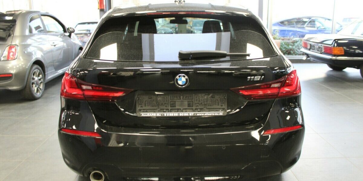 BMW 118 118i Aut. Advantage 48.290 km 20.980 &euro; Euskirchen 53881