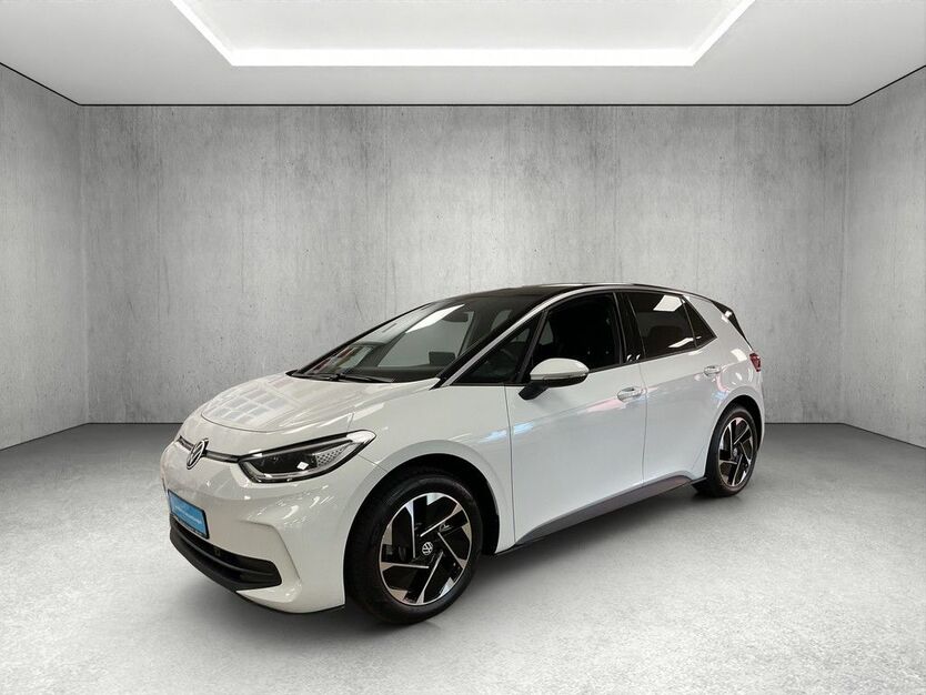 VW ID.3 9.343 km 38.890 € Hamburg 22399