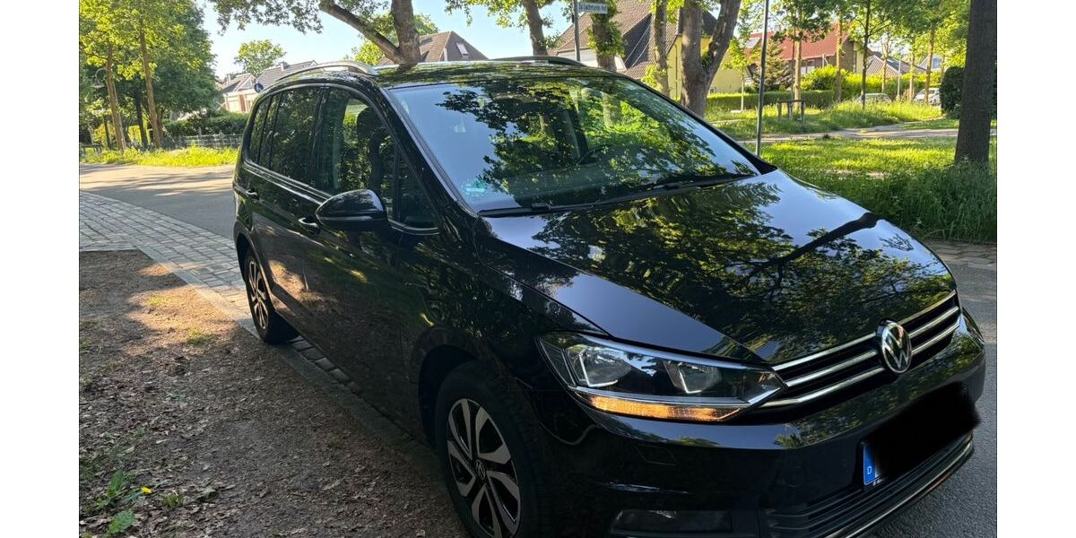 VW Touran 169.321 km 17.800 &euro; Bremen 28355